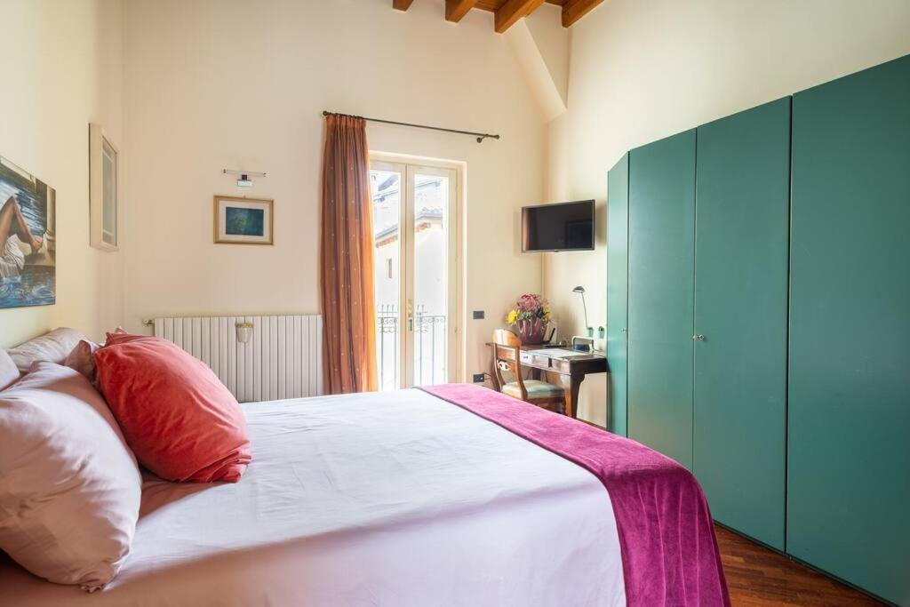 Duomo Apartment Brescia Buitenkant foto